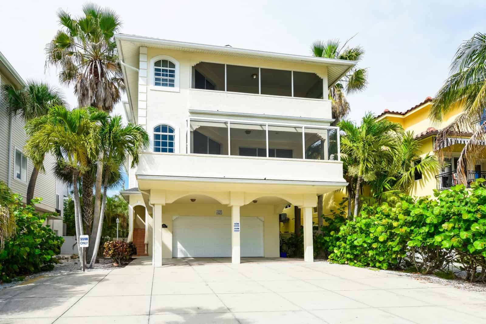 family vacation home in siesta key